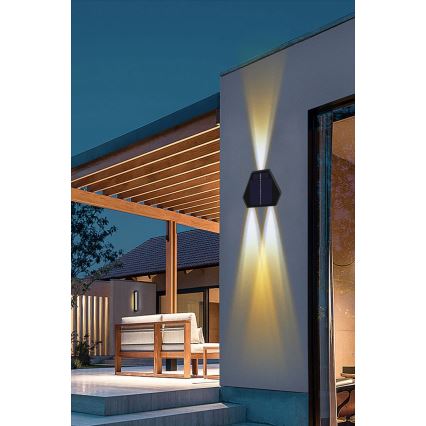 LED Solar-Wandleuchte mit Sensor LED/2W/5V IP54 1300 mAh