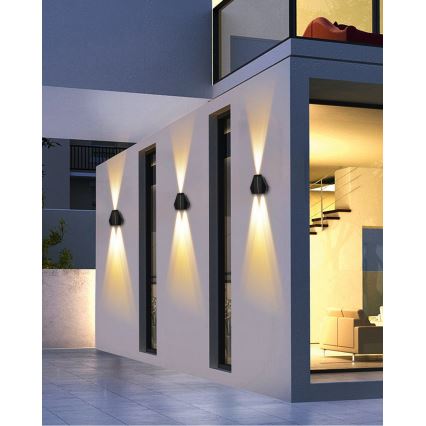 LED Solar-Wandleuchte mit Sensor LED/2W/5V IP54 1300 mAh