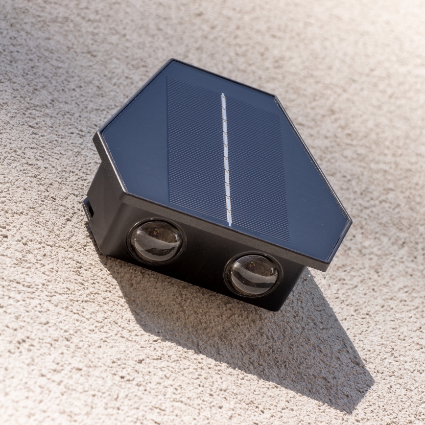 LED Solar-Wandleuchte mit Sensor LED/2W/5V IP54 1300 mAh