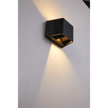 LED Solar-Wandleuchte mit Sensor LED/2W/5V IP54 1300 mAh