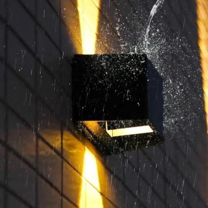 LED Solar-Wandleuchte mit Sensor LED/2W/5V IP54 1300 mAh