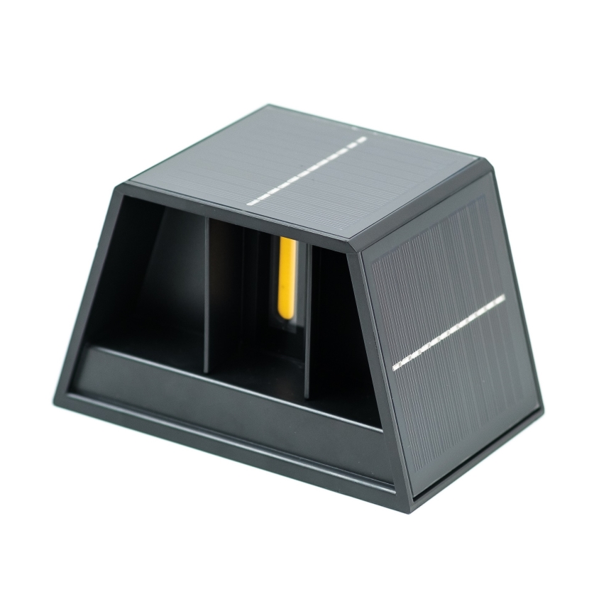 LED Solar-Wandleuchte mit Sensor LED/2W/5V IP54 1300 mAh