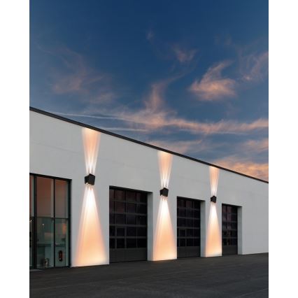 LED Solar-Wandleuchte mit Sensor LED/2W/5V IP54 1300 mAh