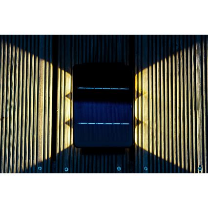 LED Solar-Wandleuchte mit Sensor LED/2W/5V IP54 1300 mAh