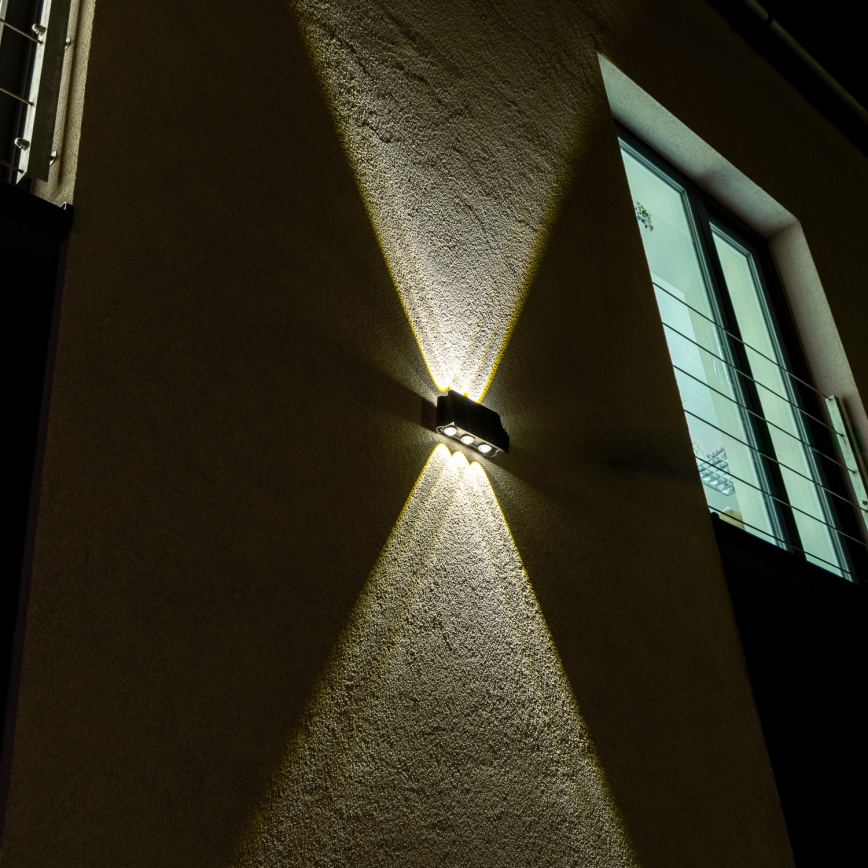 LED Solar-Wandleuchte mit Sensor LED/2W/5V IP54 1300 mAh