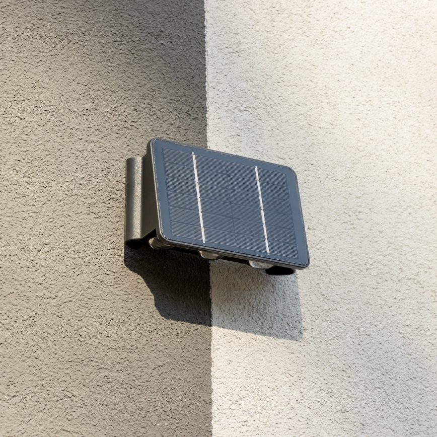 LED Solar-Wandleuchte mit Sensor LED/2W/5V IP54 1300 mAh