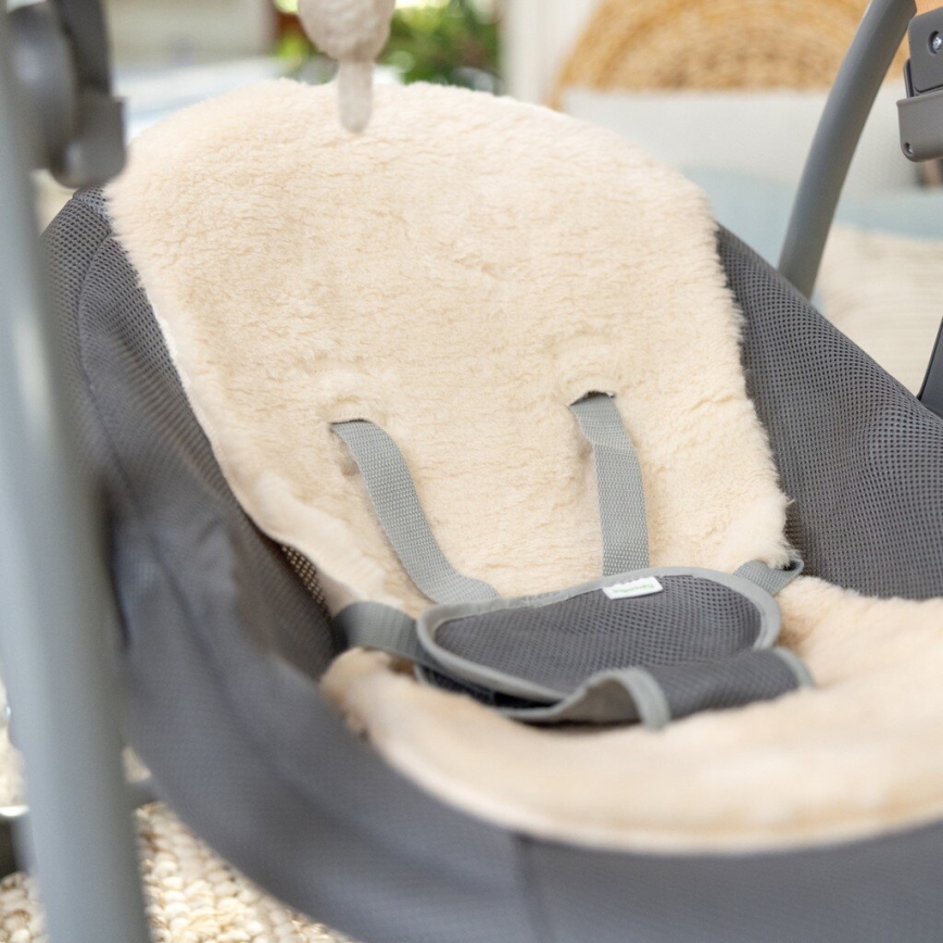 Ingenuity - Baby-Vibrationsschaukel mit Melodie EVERY SEASON 3xC grau
