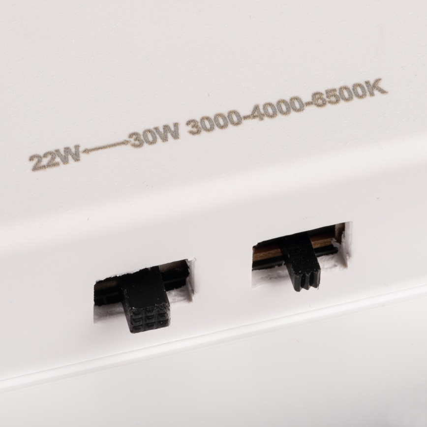 LED-Deckenleuchte mit Bewegungs- und Dämmerungssensor VARSO, LED/22/30W/230V, 3000/4000/6500K, Ø 33 cm, IP54