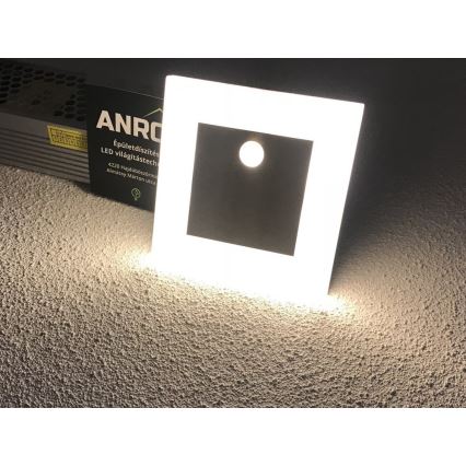 LED Treppenleuchte APUS mit Sensor LED/0,8W/12V 3000K