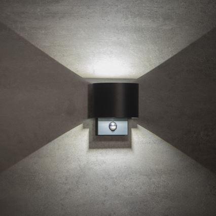 REKA LED-Außenwandleuchte mit Bewegungs- und Dämmerungssensor, LED/7W/230V, IP54, anthrazit, rund