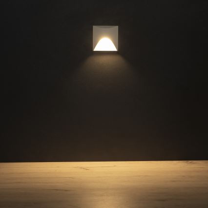 LED Treppenleuchte EXIN LED/2,5W/230V 3000K IP65 weiß eckig