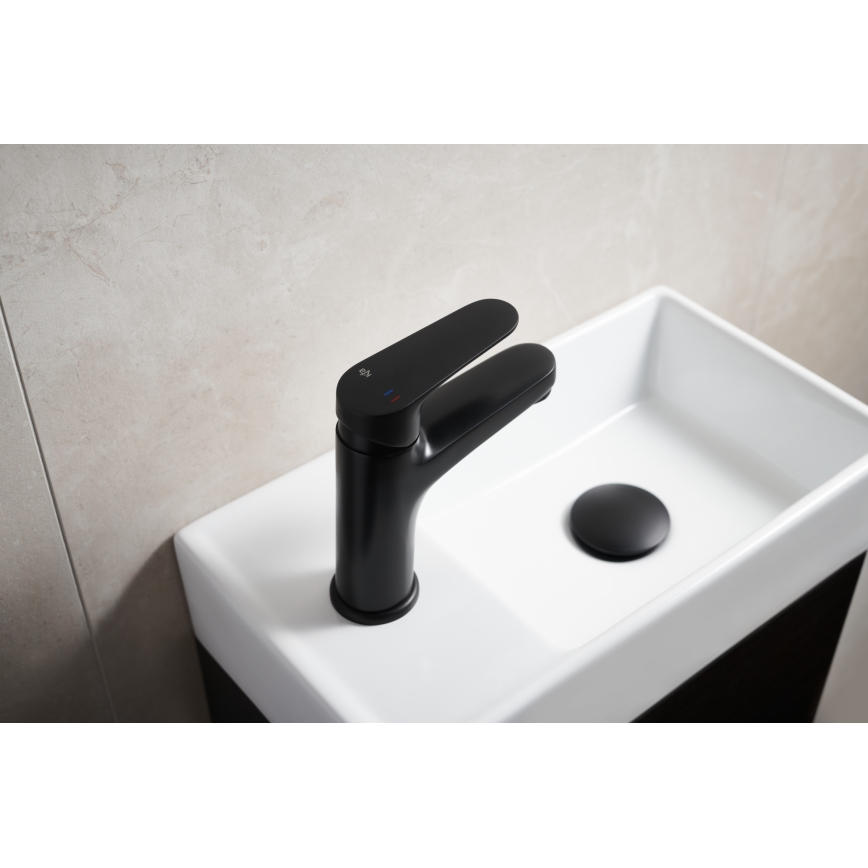 KFA Armatura 5552-815-81 - Waschbeckenarmatur + Ablauf mit Überlauf OTAVA 15 cm matt schwarz