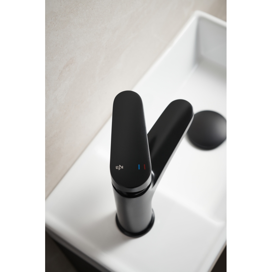 KFA Armatura 5552-815-81 - Waschtischarmatur mit Ablaufgarnitur und Überlauf OTAVA 15 cm matt schwarz