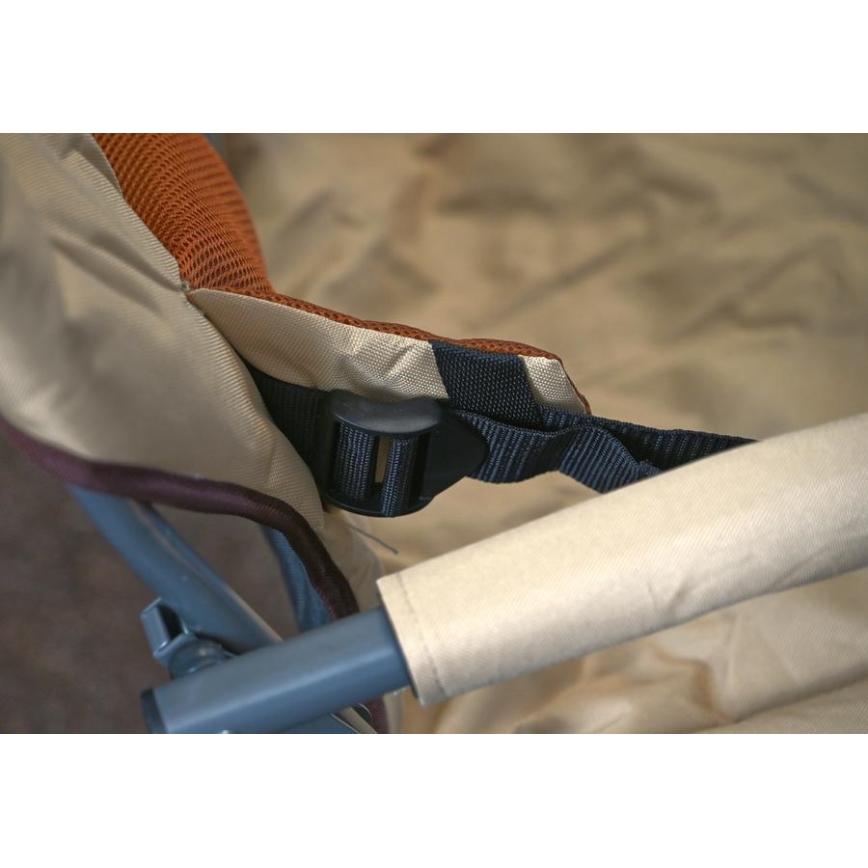 Klappbarer Campingstuhl braun