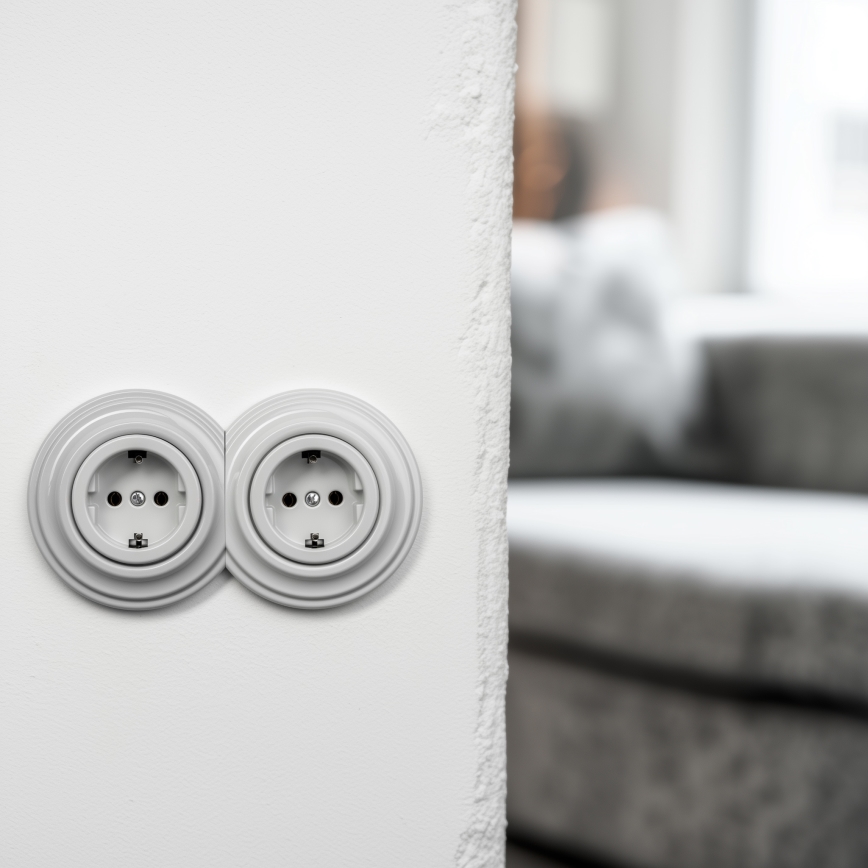 Kliklap - Doppelte Retro-Haushaltssteckdose mit Rahmen SCHUKO 230V/16A, Keramik, Weiß