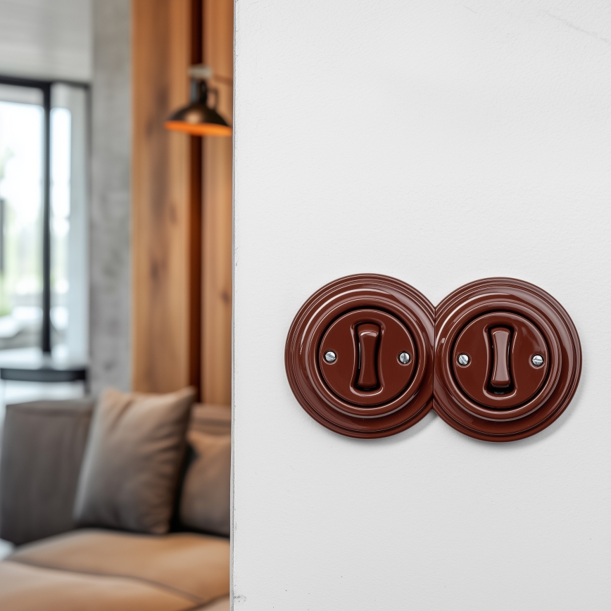 Kliklap – Doppelter einpoliger Retro‑Schalter mit Rahmen Nr. 1, braun