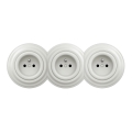 Kliklap - Dreifach‑Retro‑Steckdose für den Wohnbereich mit Rahmen, 230 V, weiße Keramik