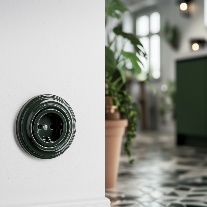 Kliklap - Retro-Haushaltssteckdose mit Rahmen, SCHUKO 230V/16A, grün