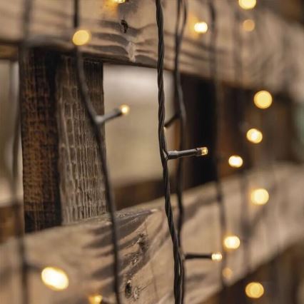 LED-Außen-Lichterkette 50xLED/5m IP44 warmweiß