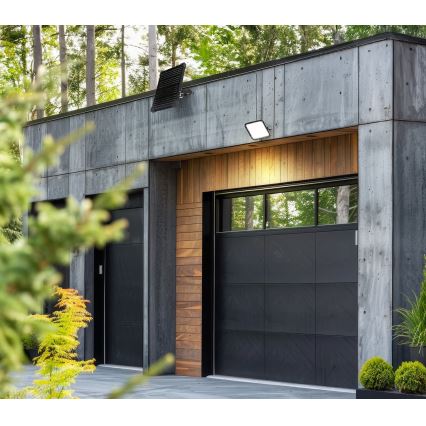 LED Außen-Solarstrahler mit Sensor LED/30W/6,4V IP65 3000/4000K 6000 mAh + Fernbedienung