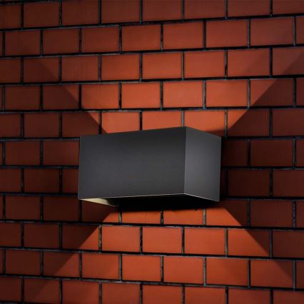 LED-Außenwandleuchte 24 W / 230 V / 3000 K / IP65 / schwarz