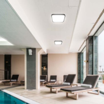 LED Badezimmer-Deckenleuchte mit Sensor LED/36W/230V 4000K IP44 42x42 cm Schwarz + Fernbedienung