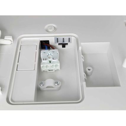 LED-Deckenleuchte für das Badezimmer LED/18W/230V 3000/4000/6000K 28x28 cm IP44