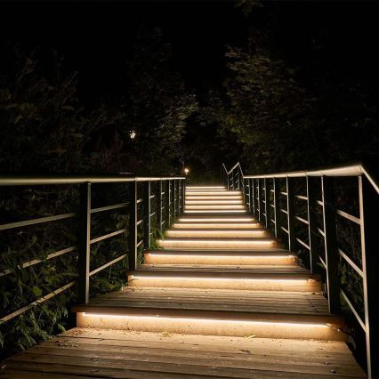 LED dimmbares Solarband LED/1,2W/3,7V 3000K IP67 1500 mAh 5m + Fernbedienung