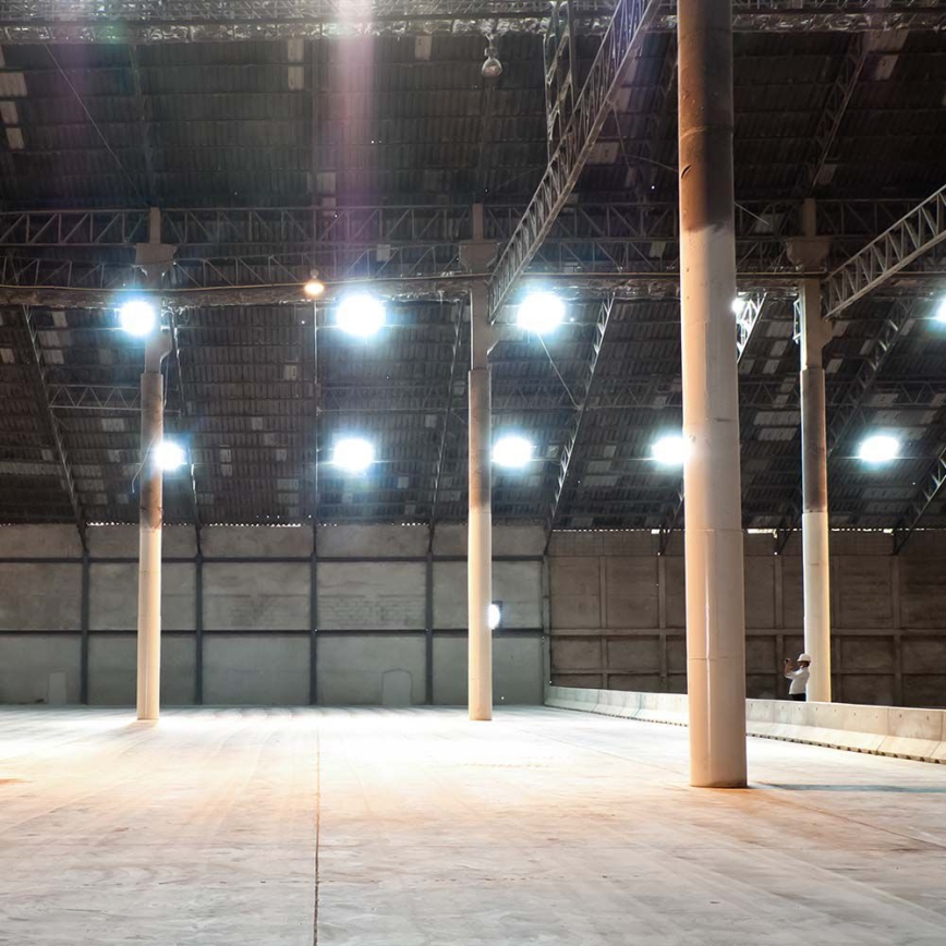 LED-Industrielleuchte High Bay LED/100W/230V 4000K IP65