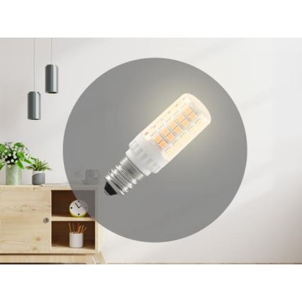 LED-Lampe E14/4,5W/230V 2800K