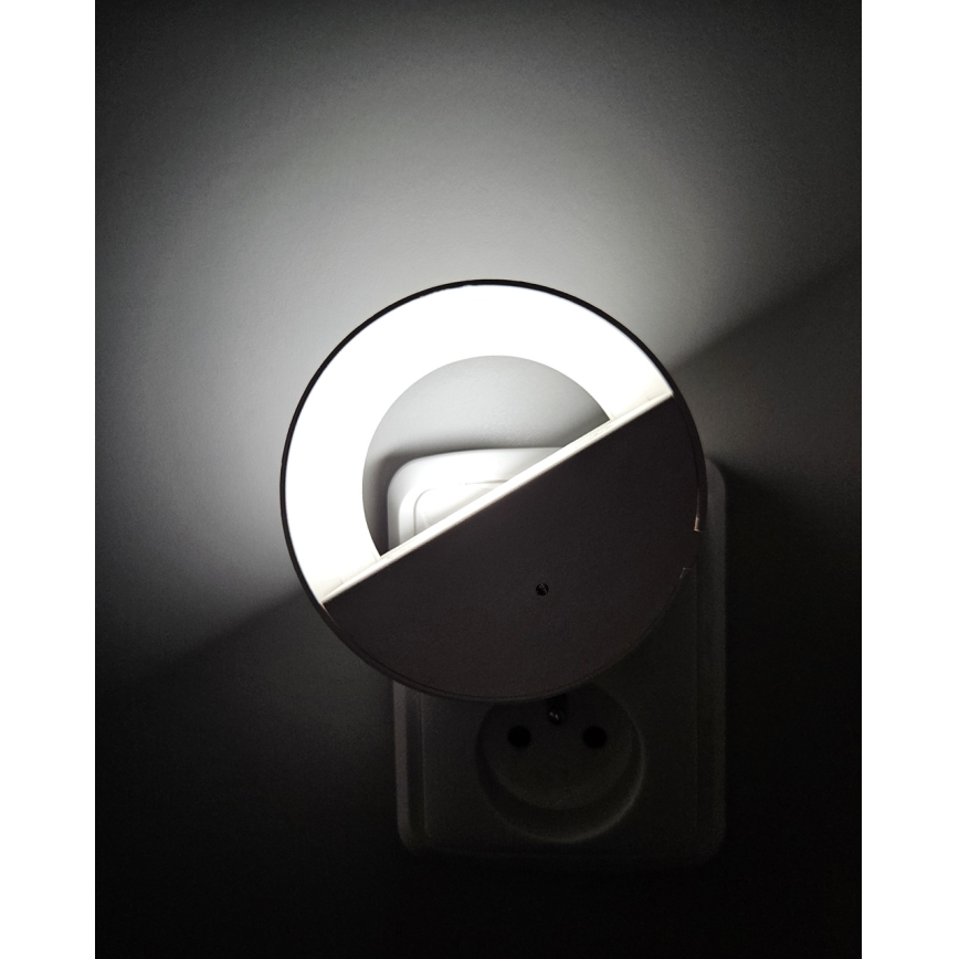 LED-Nachtleuchte mit Dämmerungssensor LED/0,5W/230V weiß