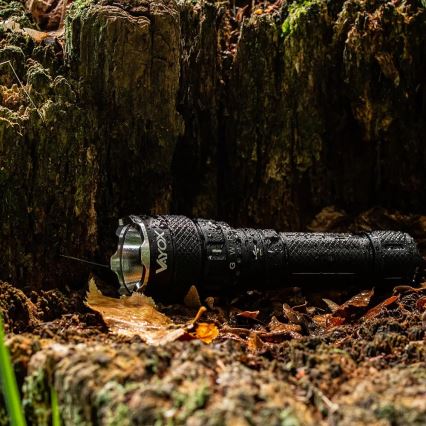 LED RGBW dimmbare wiederaufladbare Taschenlampe LED/15W/5V IP66 1500 lm 2000 mAh