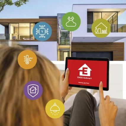 LED-Smart-Kamera mit Leuchte für den Outdoor-Bereich GoSmart LED/12W/230V IP65 Wi-Fi Tuya weiß