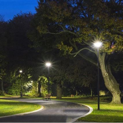 LED-Solar-Straßenlampe mit Sensor LED/10W/3,2V 6500K IP65 + Fernsteuerung