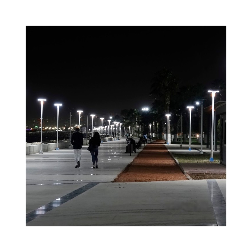 LED-Solar-Straßenleuchte mit Sensor LUVIA LED/15W/3,2V 6500K IP54 5400 mAh + Fernbedienung