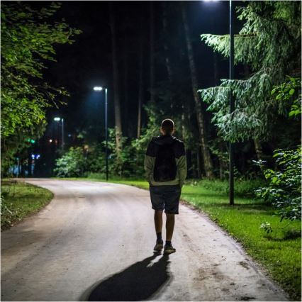 Dimmbare LED-Solar-Straßenleuchte mit Sensor URBI LED/11W/3,2V 6500K 15000 mAh IP54 + Fernbedienung