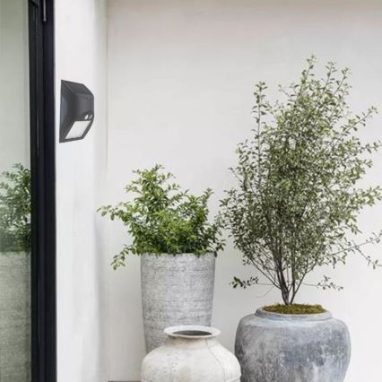 LED Solar-Wandleuchte mit Sensor LED/3W/3,7V 3000/4000K 1200 mAh IP54 anthrazit