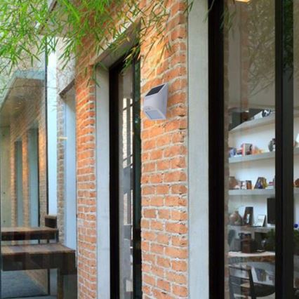 LED-Solar-Wandleuchte mit Sensor LED/3W/3,7V 3000/4000K 1200 mAh IP54 weiß