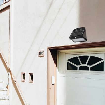 LED Solarleuchte mit Bewegungs- und Dämmerungssensor LED/6,8W/4000 mAh 3,7V IP65