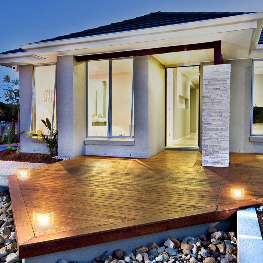 LED Solarleuchte mit Sensor LED/2W/5,5V 3000K IP65 2600 mAh Weiß