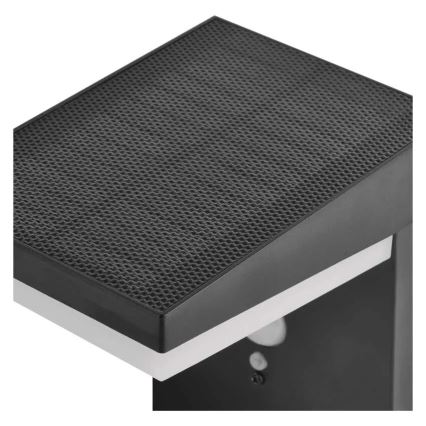 LED Solarleuchte mit Sensor LED/4,4W/3,7V 2200 mAh IP44