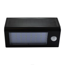 LED Solarwandleuchte mit dem Sensor LED/5W