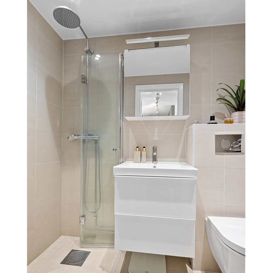 LED-Spiegelbeleuchtung für Badezimmer LED/8W/230V 4000K 50 cm IP44 glänzendes Chrom