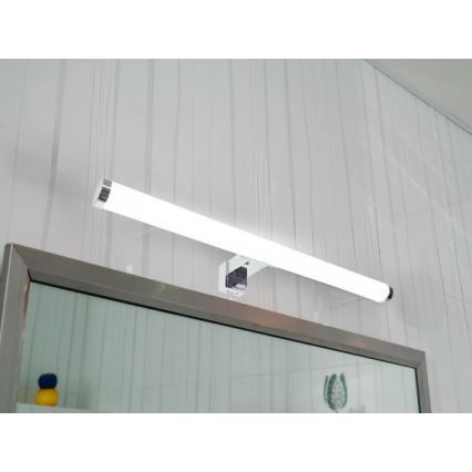 LED-Spiegelleuchte für Badezimmer LED/10W/230V 45 cm IP44 Chrom, glänzend