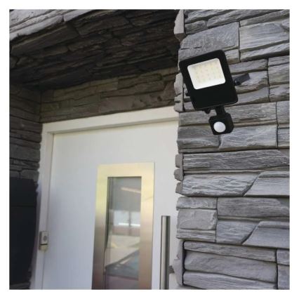 LED-Strahler mit Sensor VISIO LED/10W/230V 4000K IP65