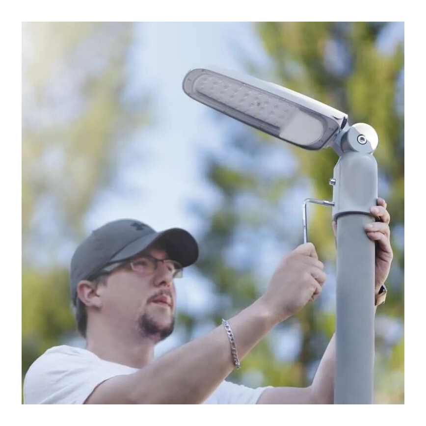 LED-Straßenleuchte SOLIS LED/30W/230V 4000K IP65