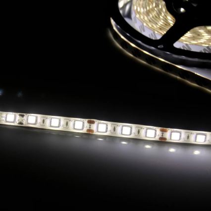 LED-Streifen 5m LED/10W/12V IP20 weiß