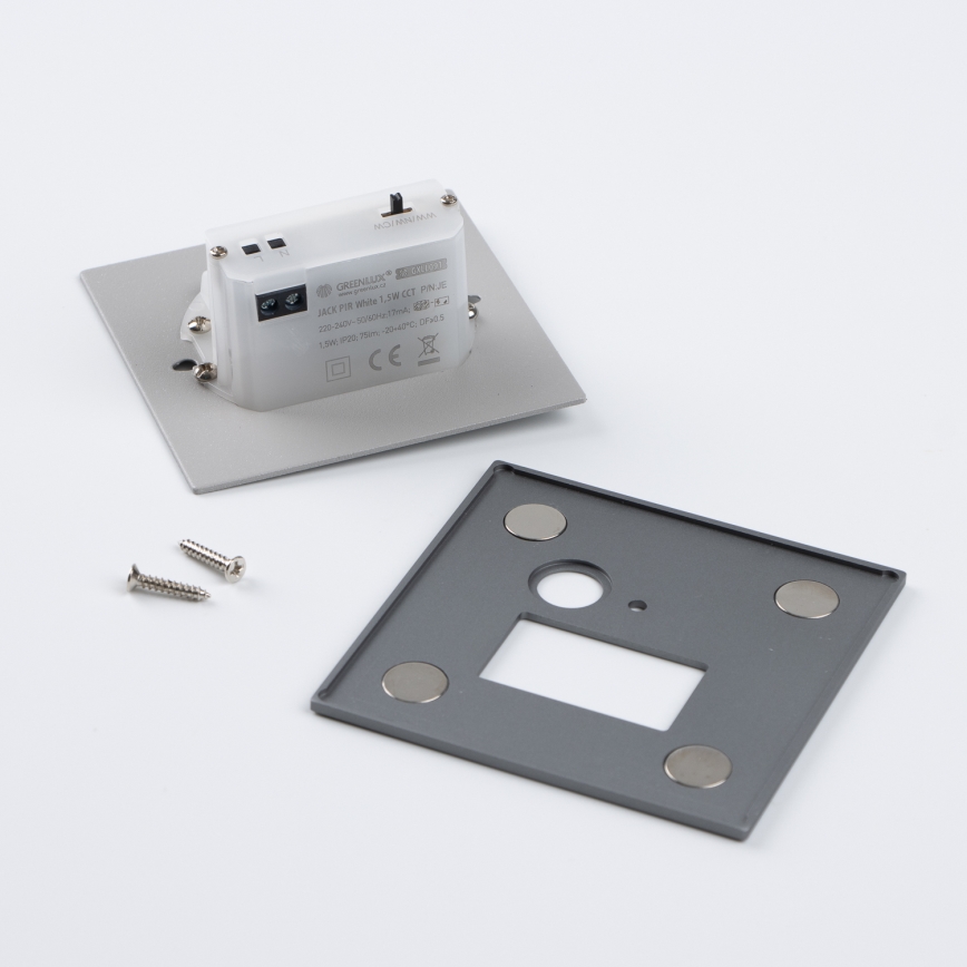 LED Treppenleuchte mit Bewegungs- und Dämmerungssensor LED/1,5W/230V 3000/4000/6000K silber