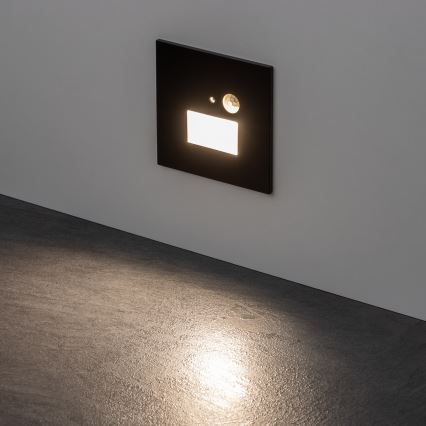 LED-Treppenleuchte mit Bewegungs- und Dämmerungssensor LED/1,5W/230V 3000/4000/6500K schwarz