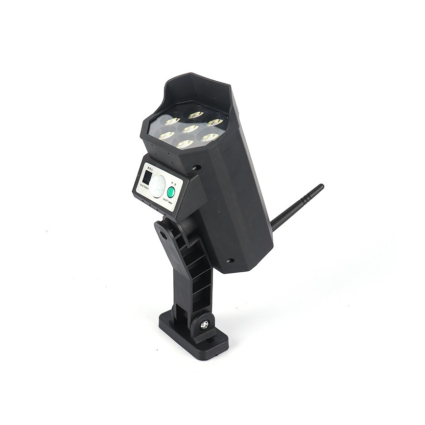 LED-Überwachungskamera-Attrappe mit Sensor und Solarpanel LED/5W/5,5V IP65 + Fernbedienung